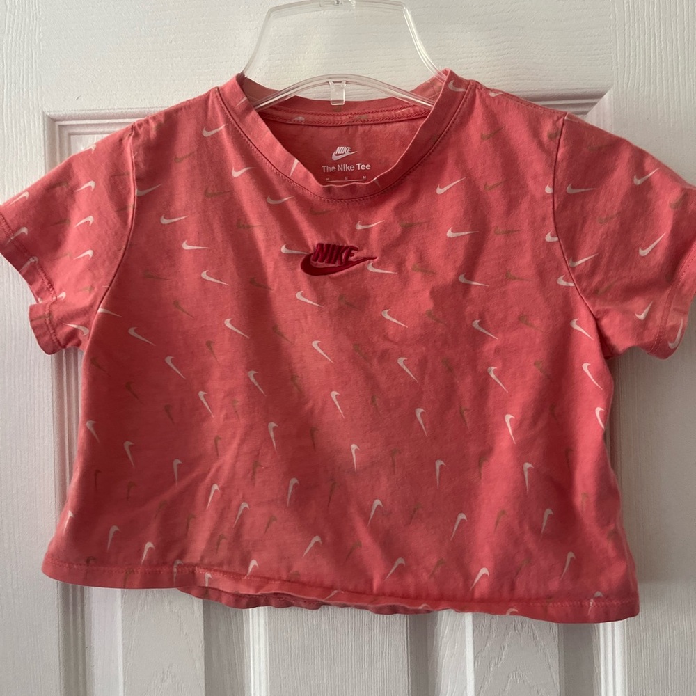 The Nike Tee Coral Short Sleeve Tee